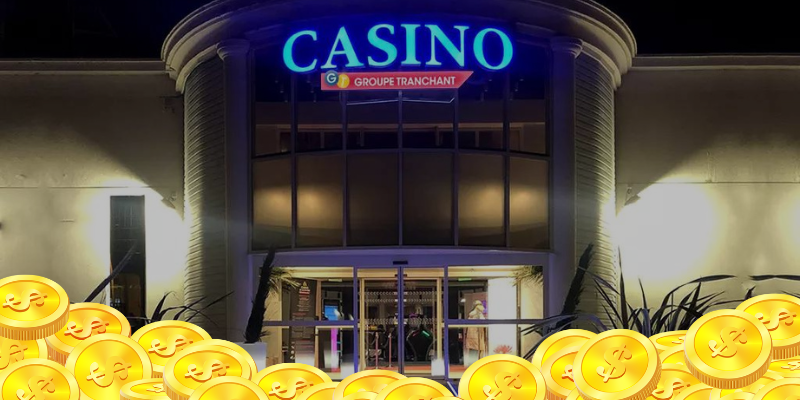 Entrée Principale du Casino De Luc-Sur-Mer